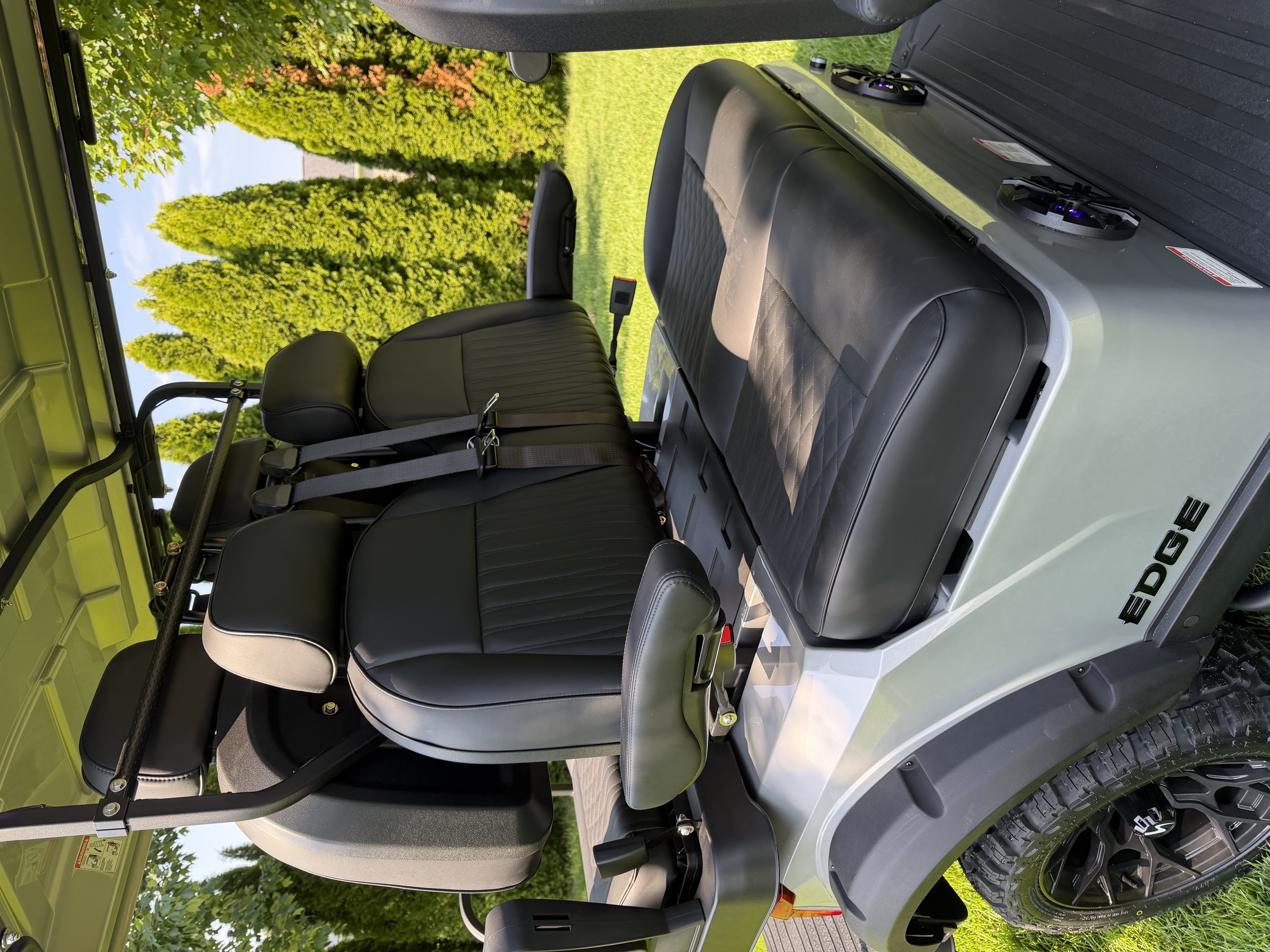 2026 Sivo Edge 6P Lifted Silver