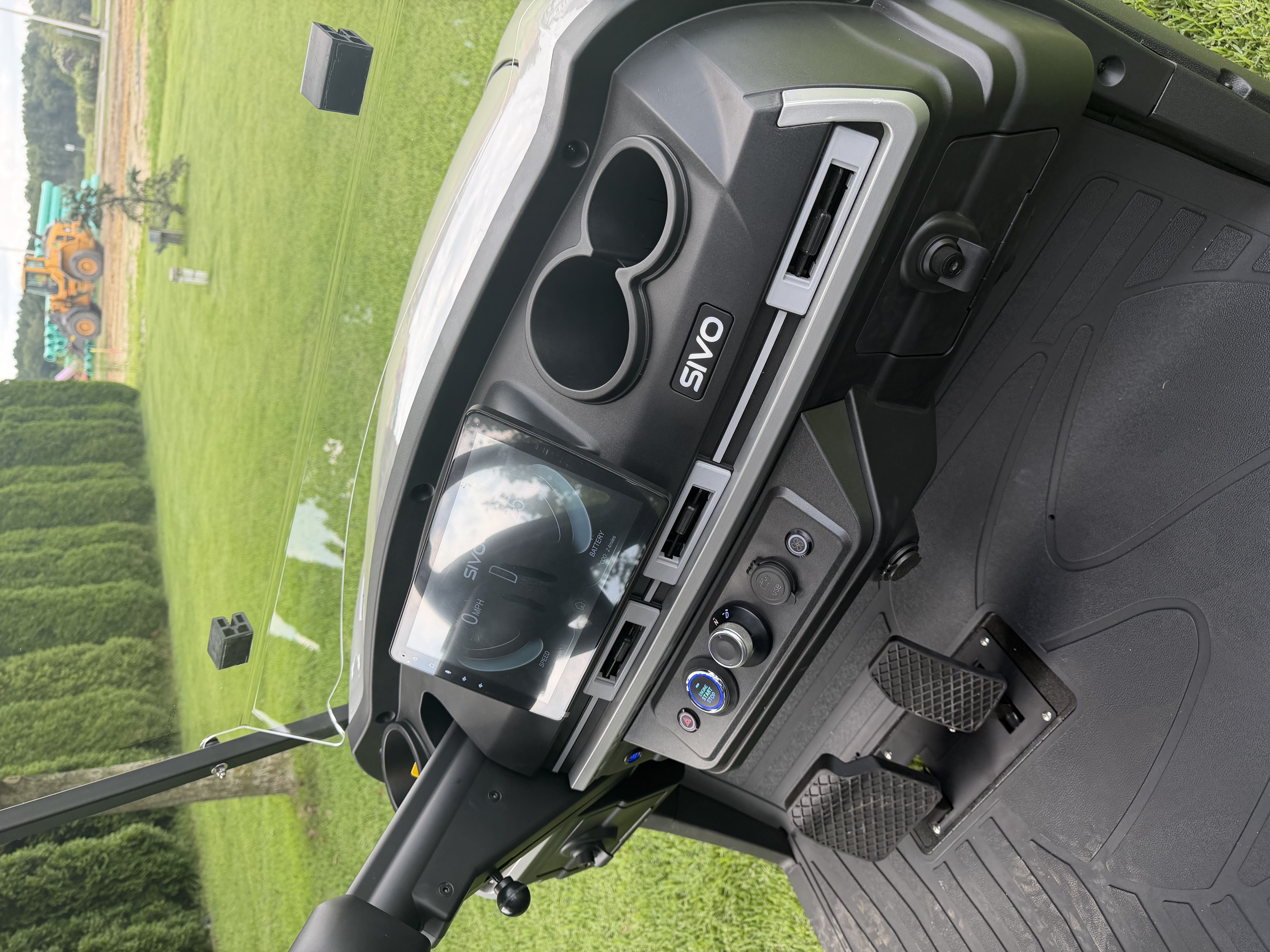 2027 Sivo Edge 4F Silver