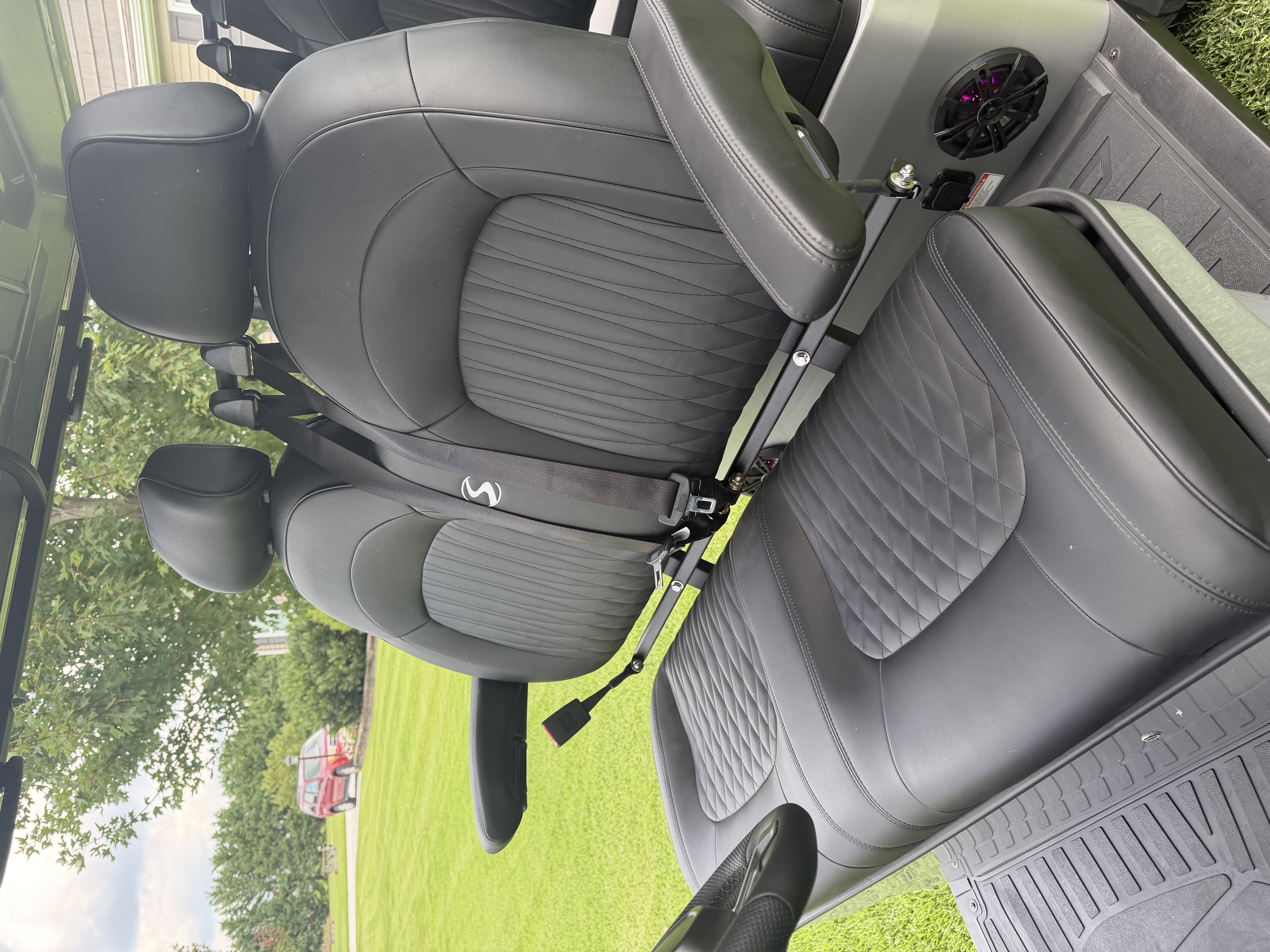 2027 Sivo Edge 4F Silver