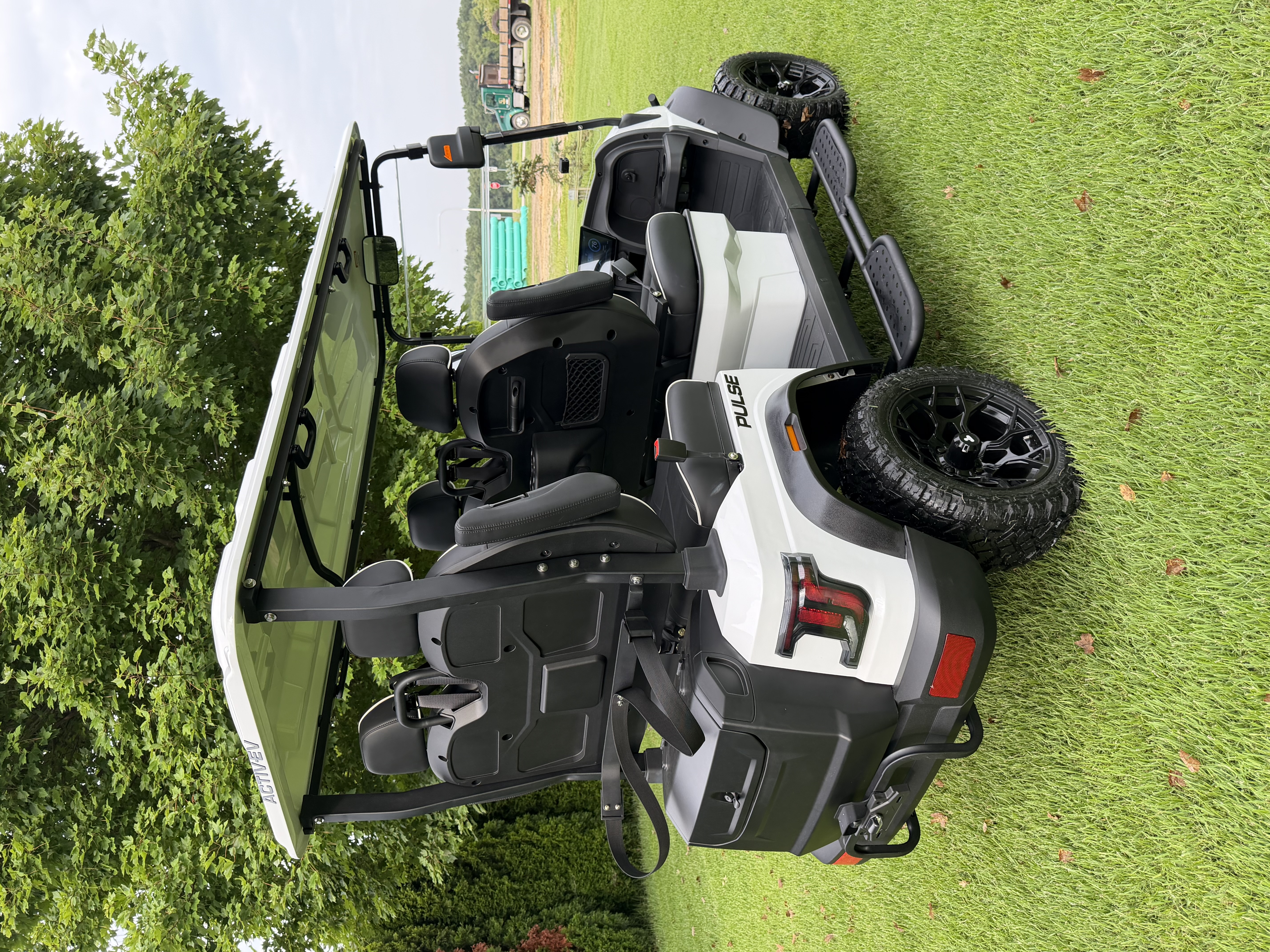 2027 ActivEV Pulse 4 Forward White Lifted