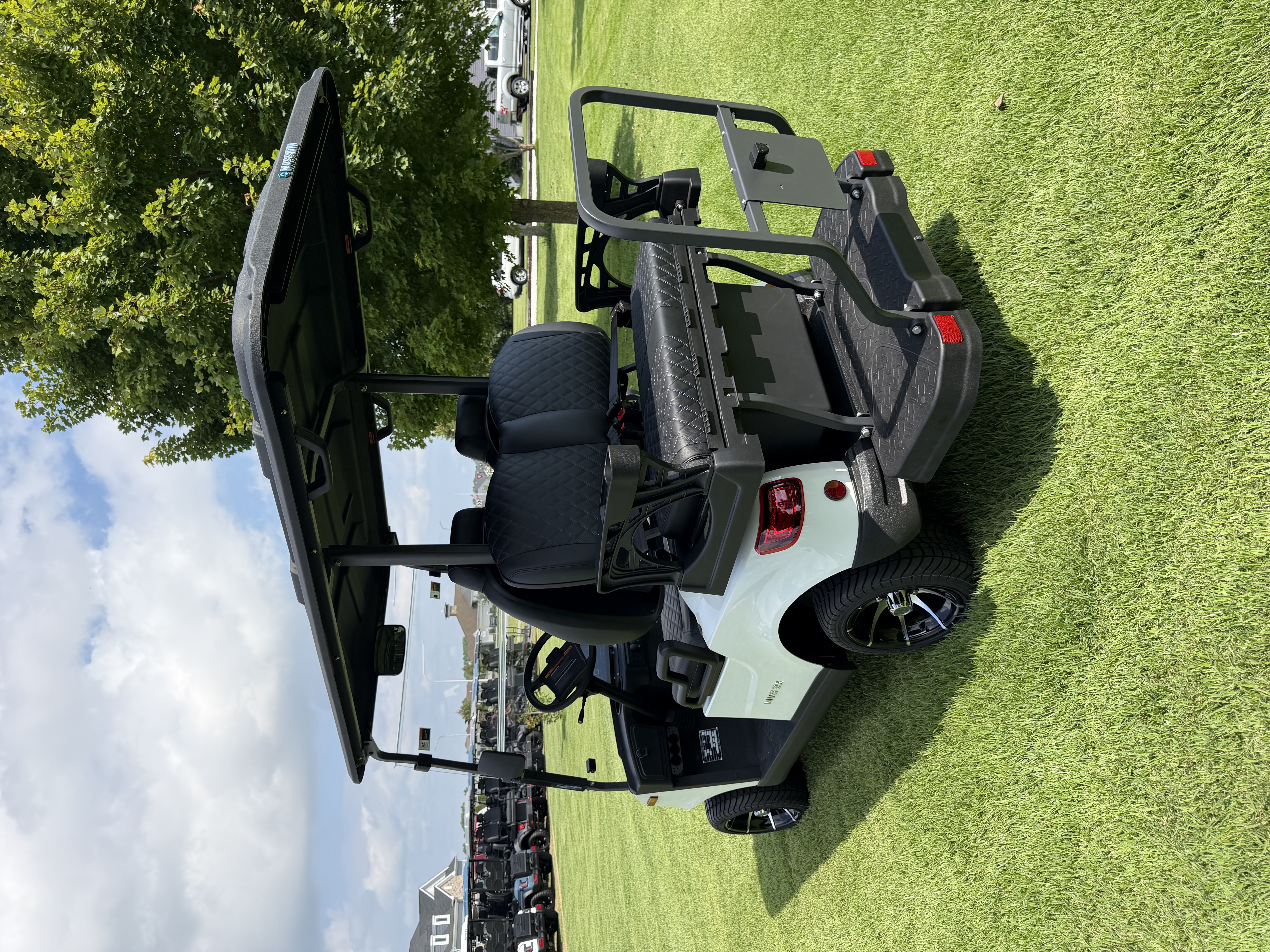 2026 Massimo 4 Passenger White