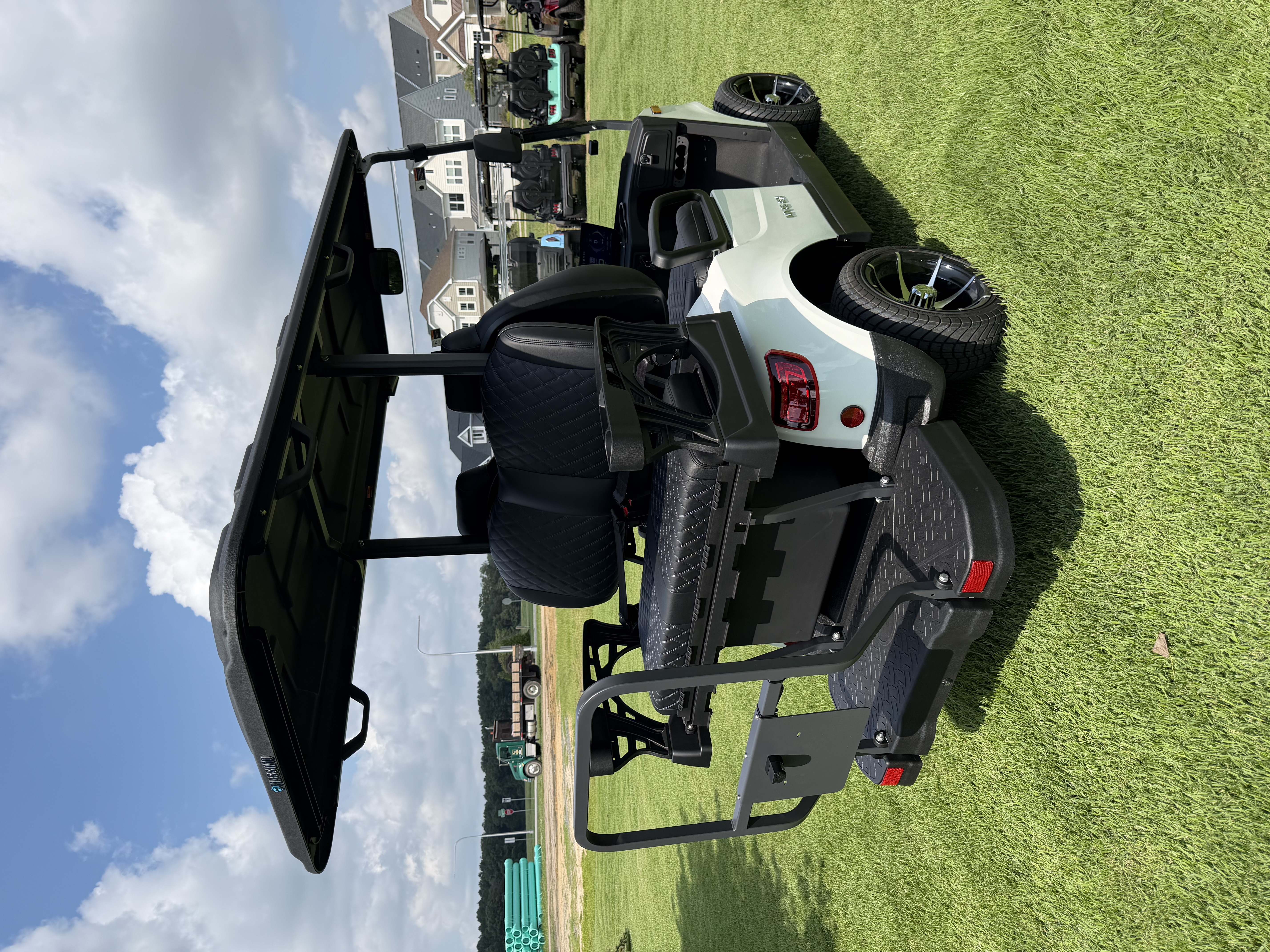 2026 Massimo 4 Passenger White